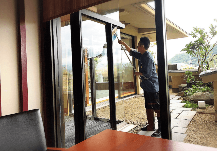 自主的に何か行動できるスタッフ 旅館に もっと熱を 公式 富嶽 はなぶさ 静岡県 伊豆長岡温泉 旅館 宿泊