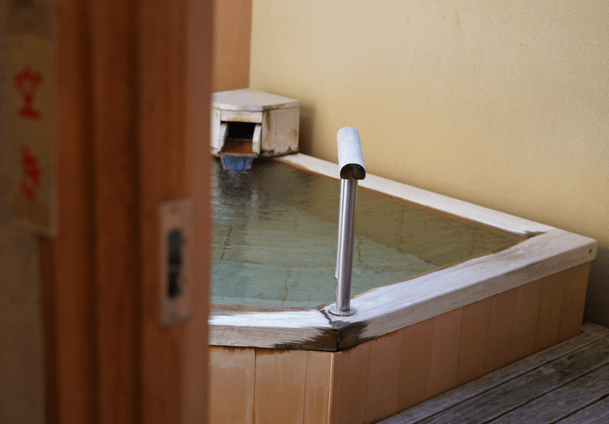 富嶽はなぶさの露天風呂は 貸切露天風呂 でございます 旅館便り 伊豆長岡温泉 富嶽 はなぶさ 公式 中伊豆の温泉旅館