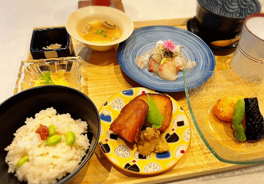 伊豆長岡 古民家でいただくkuruhaの美味しい和食 旅館便り 伊豆長岡温泉 富嶽 はなぶさ 公式 中伊豆の温泉旅館